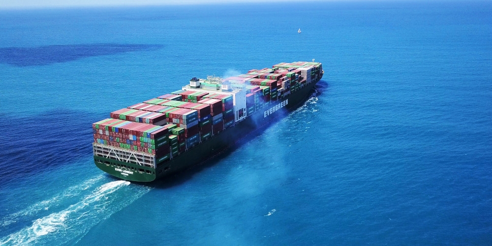 Porto de Paranaguá amplia calado para porta-contêineres e se prepara para receber mega-navios